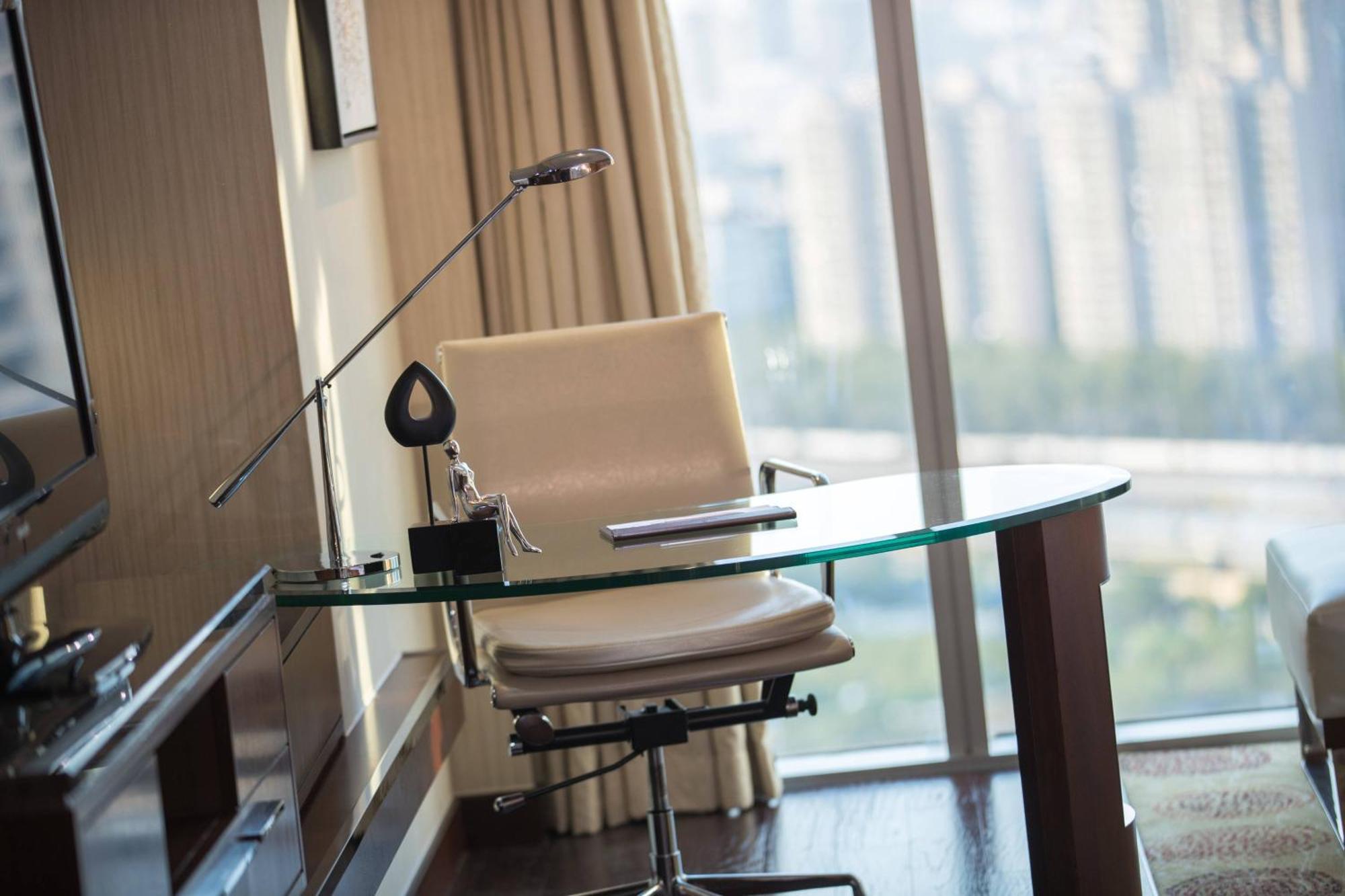 Renaissance Shanghai Putuo Hotel Екстер'єр фото