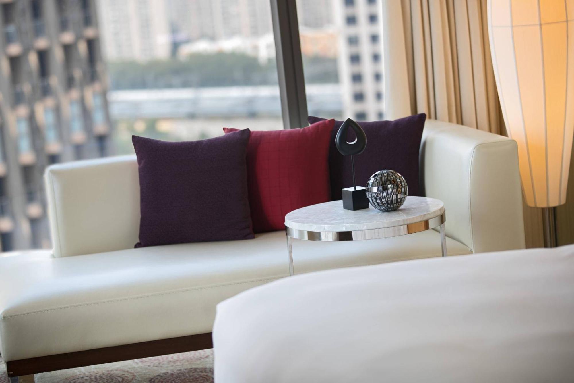 Renaissance Shanghai Putuo Hotel Екстер'єр фото